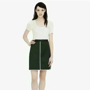Club Monaco Green skirt Size 6